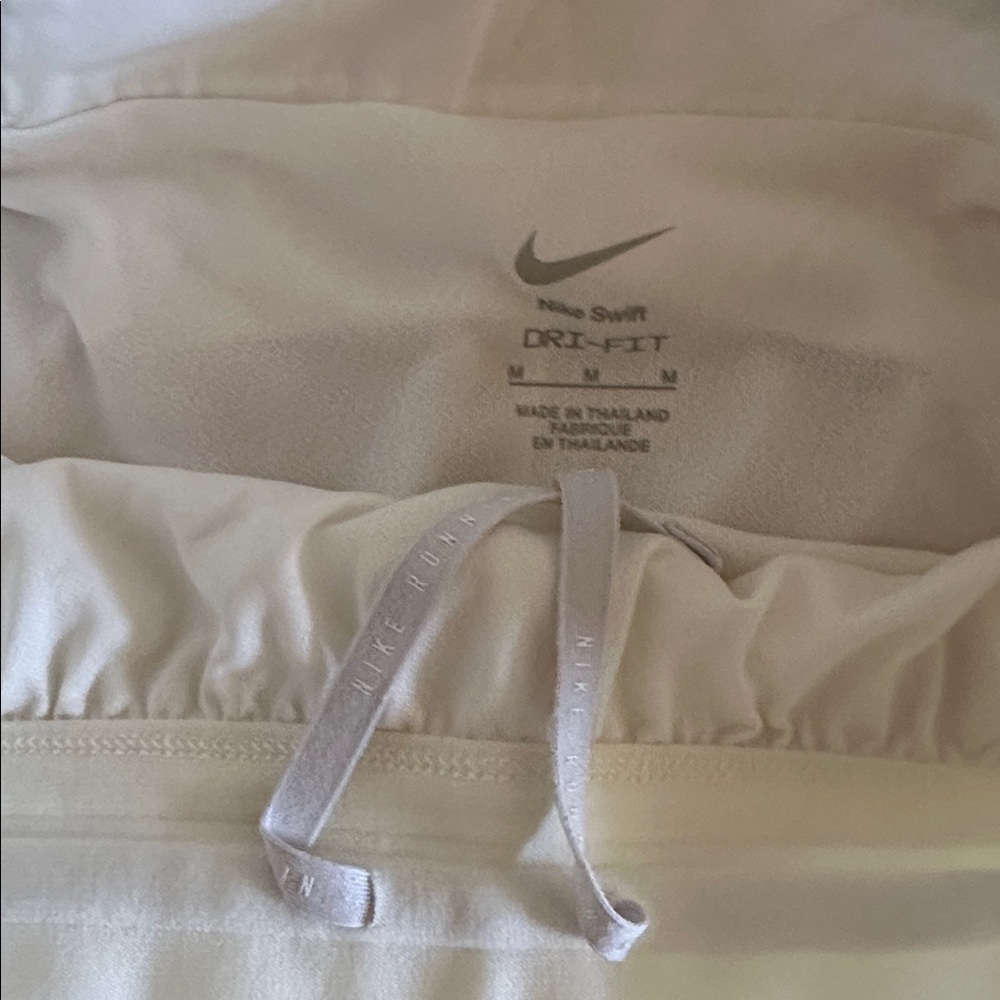 NIKE RUNNING SHORTS - Picture 3 of 3